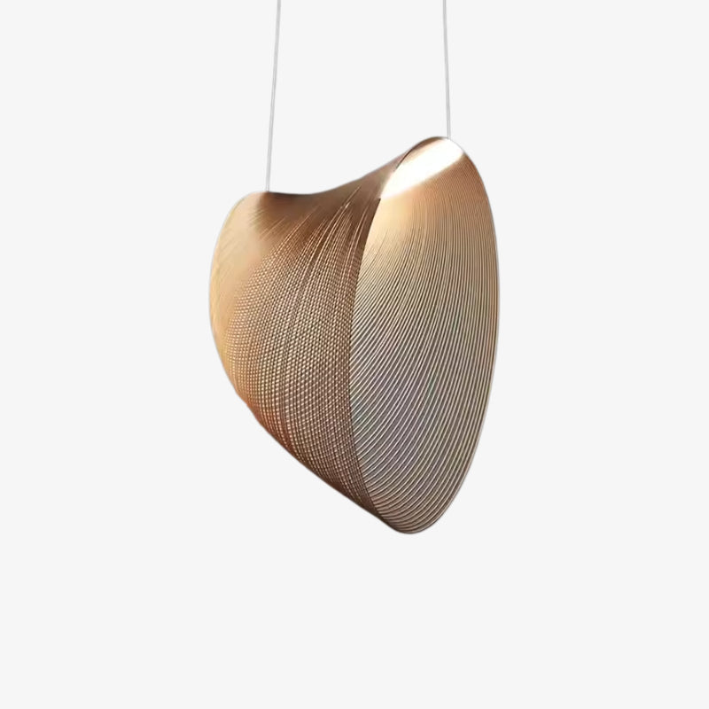 Abat-jour doré en bois texturé pour lampe japonaise sur fond blanc
