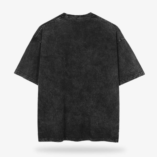 Ce basic est un t-shirt japonais de la même couleur et sans motifs