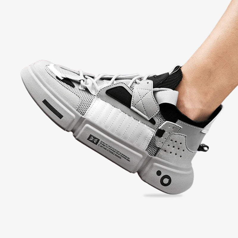 Chaussures tendance inspirées de la mode japonaise urbaine