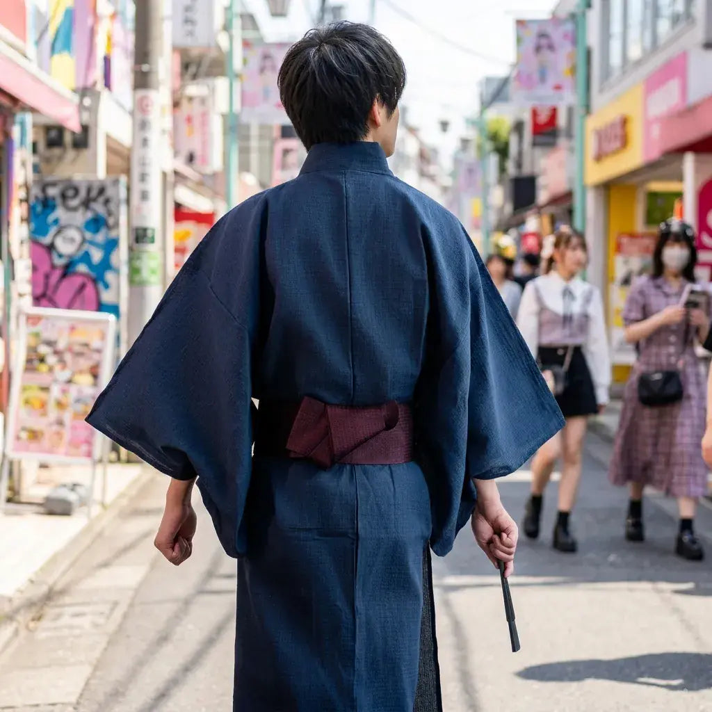 Kimono Yukata à plat, vue de dos