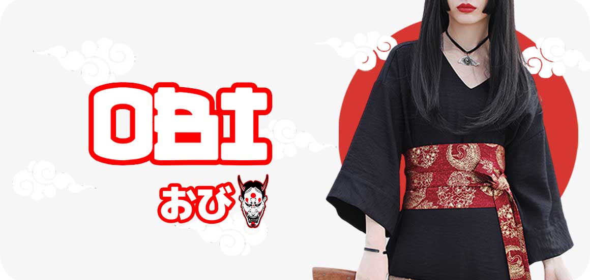 Femme portant un obi kimono Japon de couleur rouge avec une robe japonaise noire