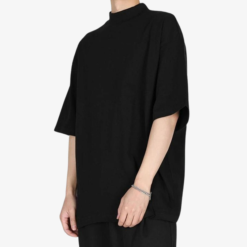 T-shirt japon pour homme porté en ville