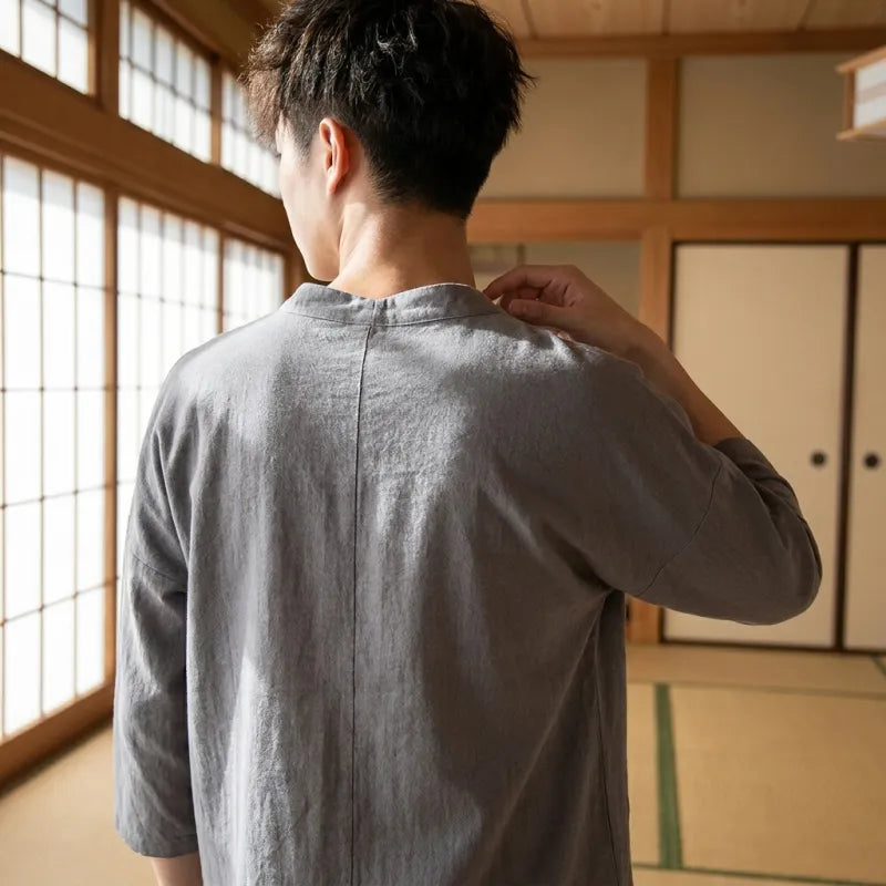T-shirt japonais lin homme gris vu de dos
