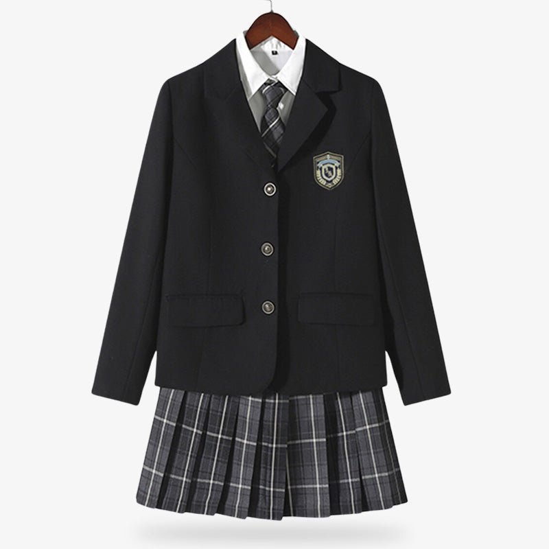 Veste d’étudiante japonaise en style blazer, inspirée des uniformes scolaires japonais, parfaite pour compléter une tenue académique authentique.