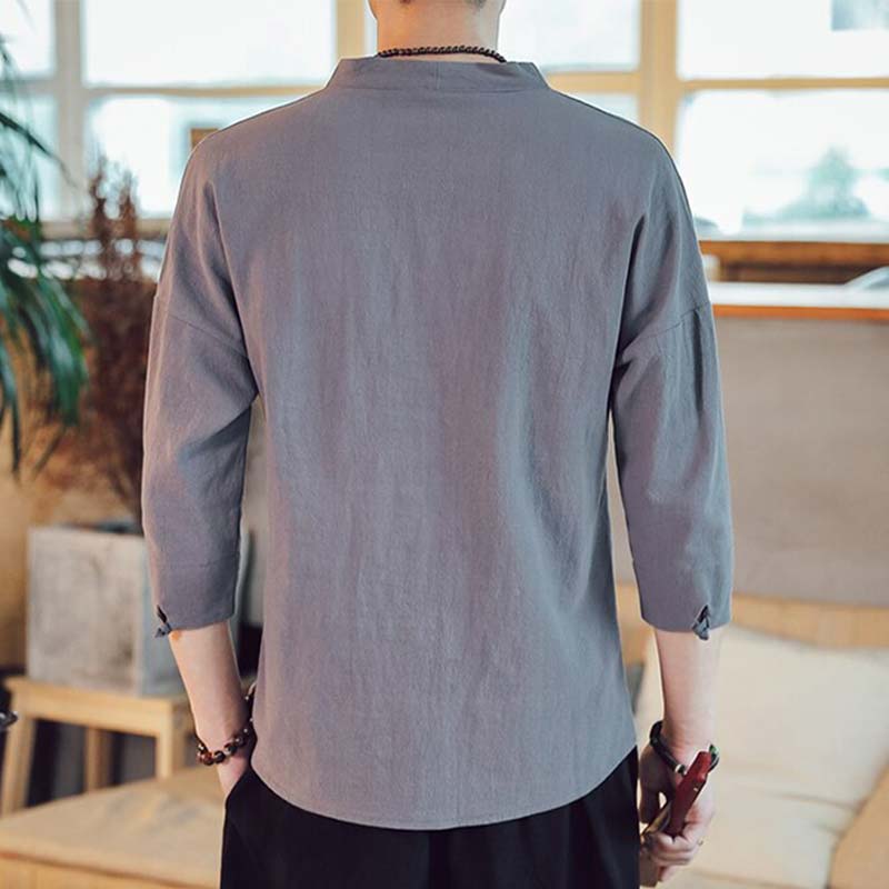Le t-shirt homme Japon est minimaliste pour un style japonais zen. La matière du tissu est en lin