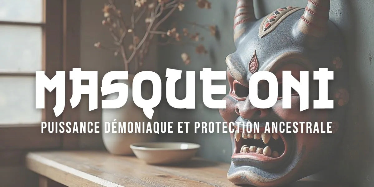 Masque Oni traditionnel en estampe ukiyo-e, visage féroce aux cornes rouges et or
