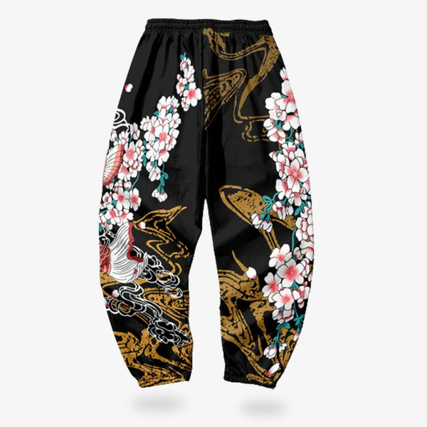 Ce pantalon japonais irezumi est imprimé avec le motif de la fleur de sakura et la carpe koi