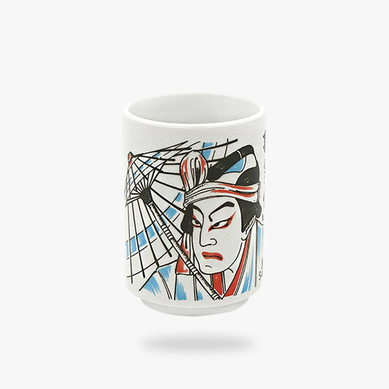 Cette tasse motif japonaise est dessiné avec un acteur de Kabuki. Buvez un bon thé matcha ou café avec cette tasse du Japon