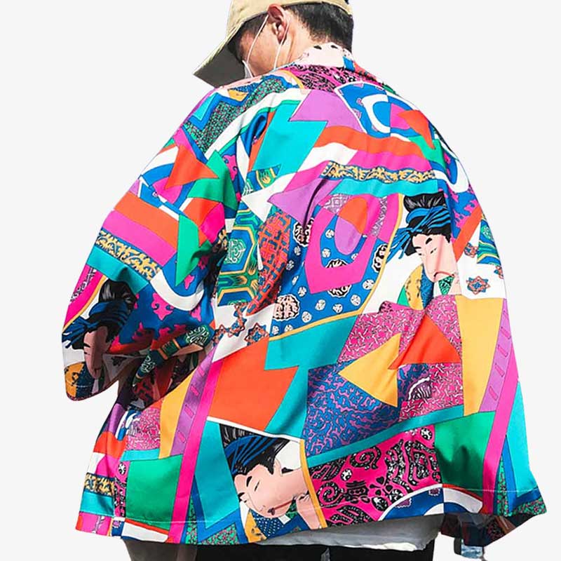 Cette Veste Montsuri Haori est très colorée dans une style de geisha moderne et tendance Kawaii