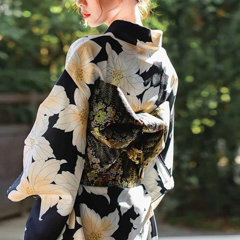 Accessoire japonais traditionnel pour tenue kimono