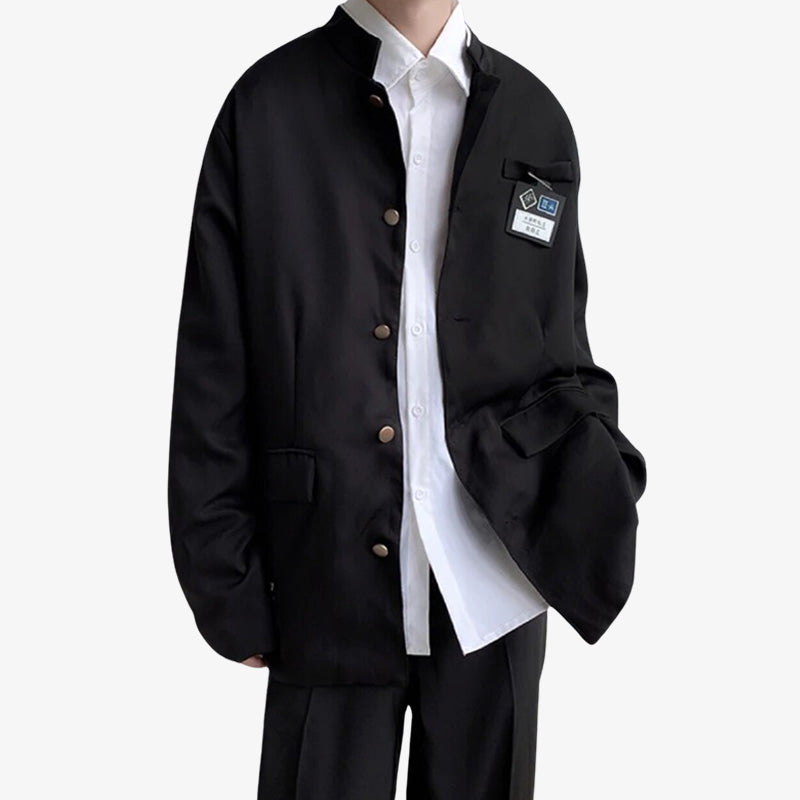 Faites l' Achat uniforme japonais homme pour une style manga type Dandadan, Mob Psycho 100, Jusjutsu Kaizen ou crow 0. Le pack comprend une veste Gakuran noire, une chemise blanche et un pantalon, une tenue emblématique des étudiants japonais
