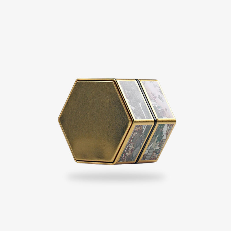 disposez votre thé dans une boite matcha japonais en forme hexagonale