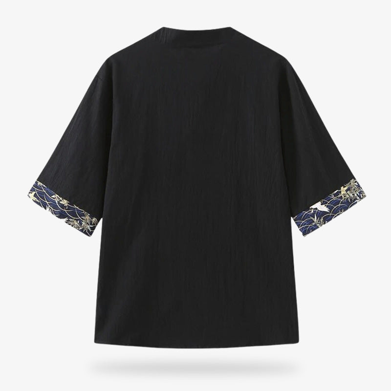 Broderie de grues japonaises sur les manches courtes d'un t-shirt zen noir