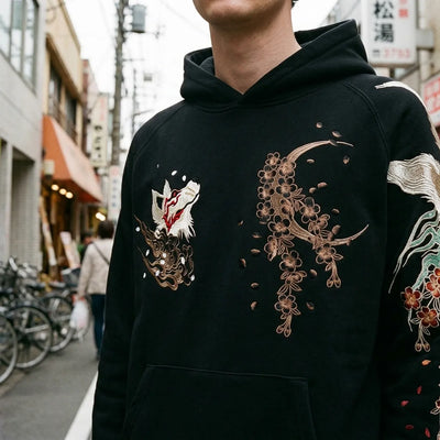 Broderie kitsune sur sweat japonais