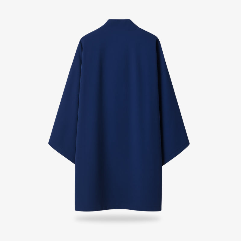Cardigan kimono japonais femme bleu sur fond blanc