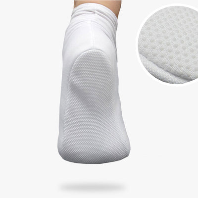Chaussettes tabi assorties à une tenue japonaise traditionnelle