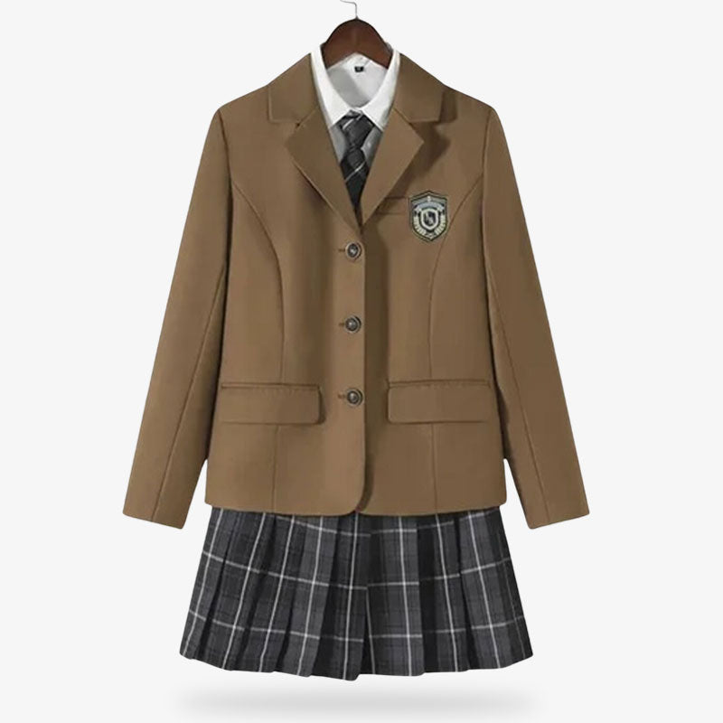 Cosplay japonais uniforme représentant une étudiante, avec une chemise blanche, une jupe plissée à carreaux et une veste blazer japonaise.