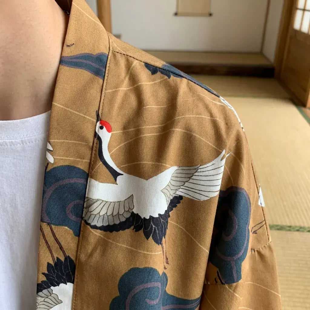 Gros plan sur le tissu et la manche du haori yukata
