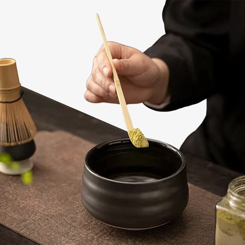 Cuillère matcha bambou, indispensable pour préparer un thé matcha japonais