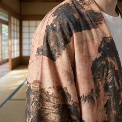 Gros plan sur la broderie dorsale d'un haori japonais