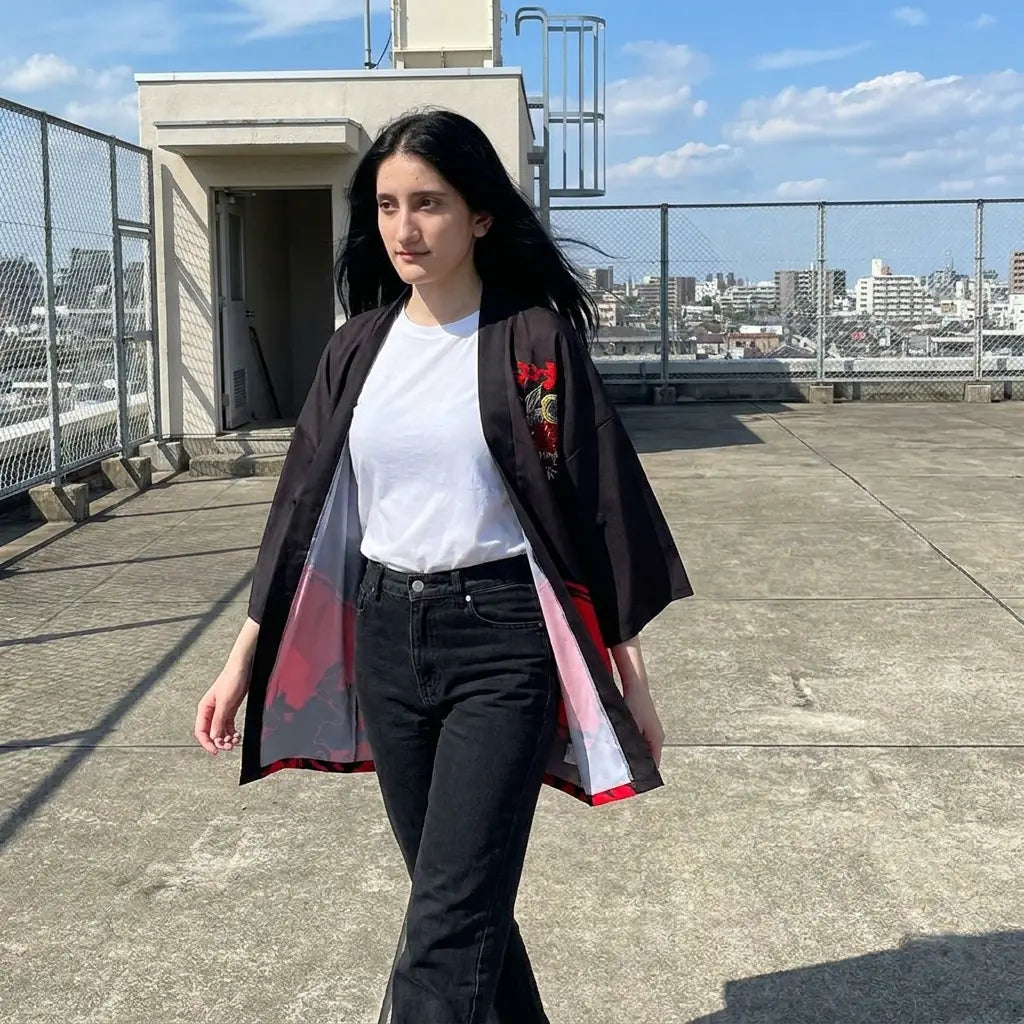 Haori oni rouge à motif traditionnel japonais