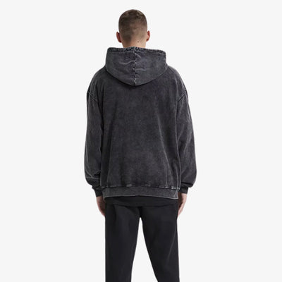 Ce vêtement streetwear est un sweat Harajuku pour homme sans motif, à coupe ample, incarnant l'essence du streetwear japonais inspiré de Tokyo