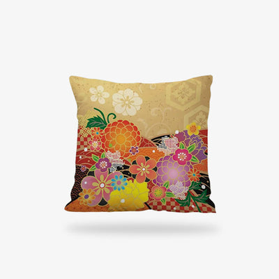 Une housse de coussin japonais avec un motif floral traditionnel