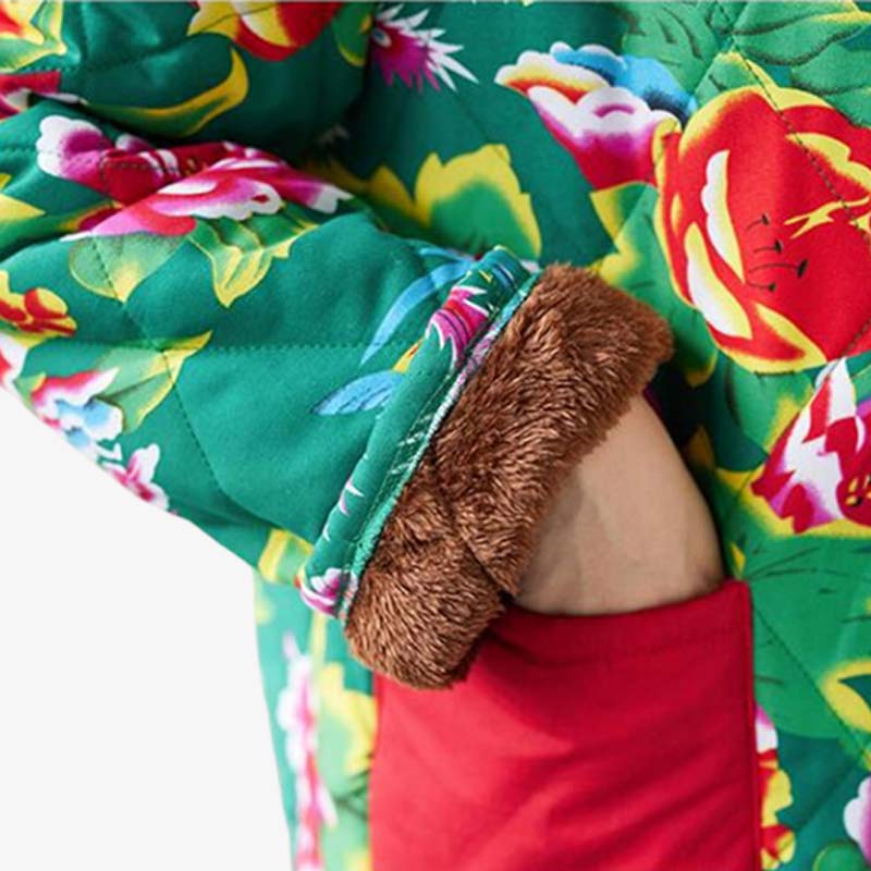 L'interieur des poches de ce manteau hanten pour femme est en fourrure pour avoir plus chaud