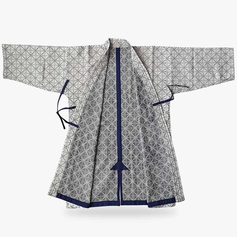 Le Kendogi est un uniforme d'arts martiaux japonais, essentiel pour les pratiquants de bushido, kendo et aikido