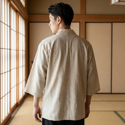 Kimono cardigan blanc vu de dos