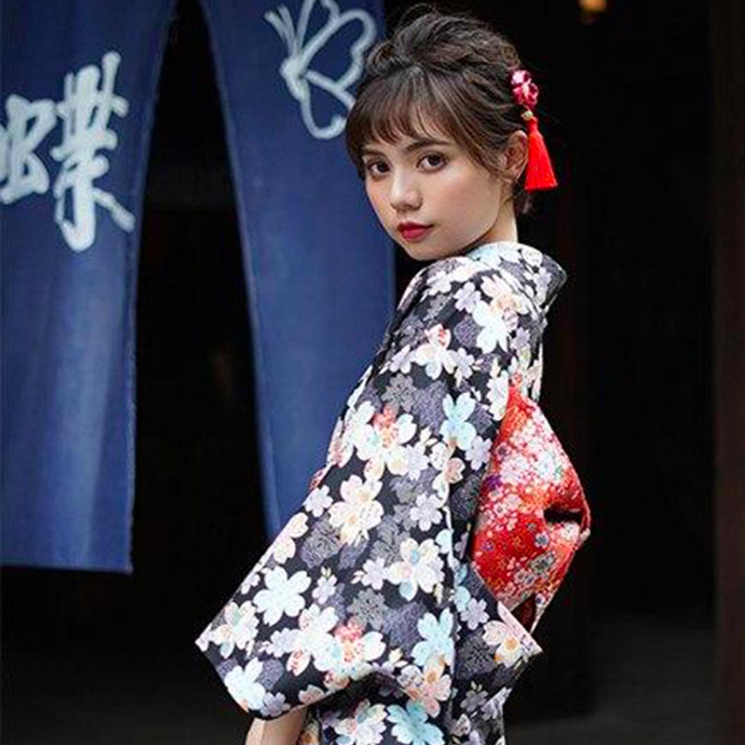 Kimono fleuri femme pour le printemps et l'été