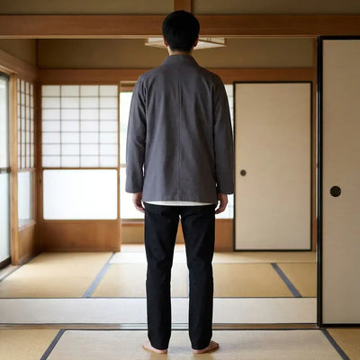 Vêtement Traditionnel Japonais vu de dos, motif complet visible