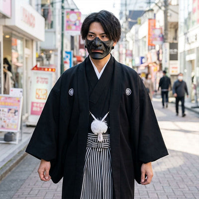 Ensemble kimono homme noir avec hakama vu de dos