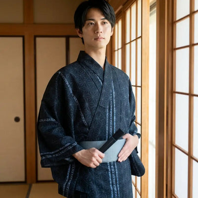Kimono japonais homme porté avec ceinture obi