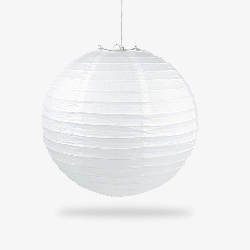 Cette lanterne papier style japonais est de couleur blanche. Parfait our pour une décoration japonaise minimaliste et wabi sabi