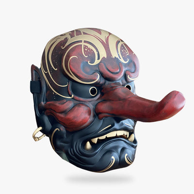 Masque Tengu japonais au long nez, peint en rouge avec des décorations dorées