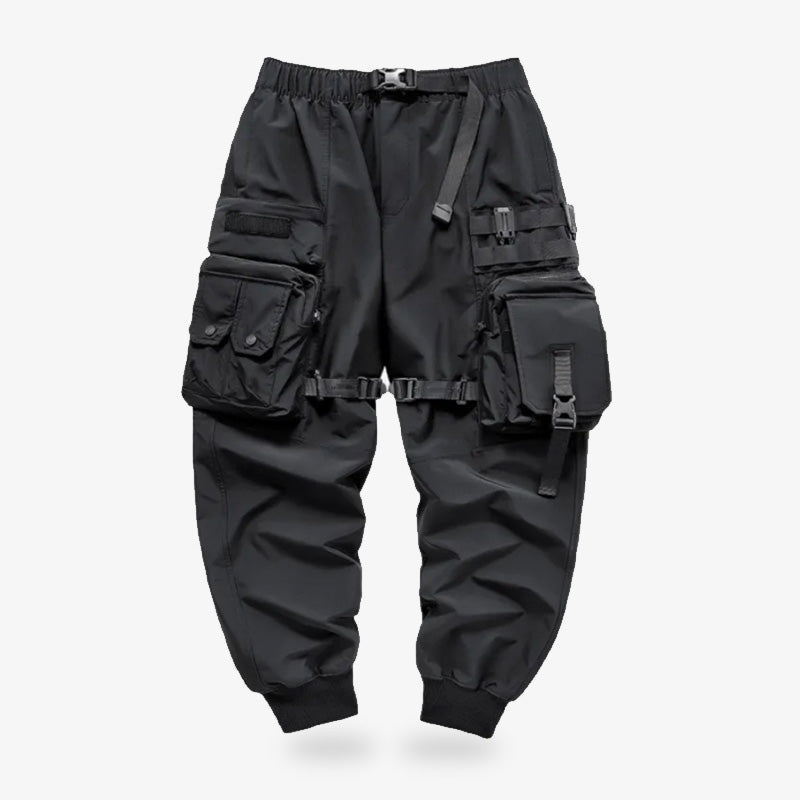 cet habit japonais est un Pantalon cargo techwear noir, conçu avec plusieurs poches pour un style urbain inspiré de la mode japonaise.