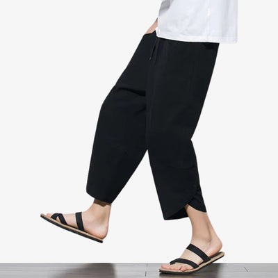 Pantalon japonais casual en coton noir offrant un confort quotidien et un design moderne influencé par le vêtement traditionnel