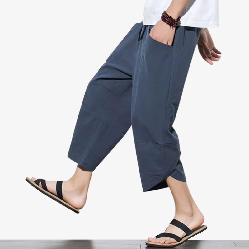 Pantalon japonais court pour homme à jambes amples, idéal pour une tenue décontractée