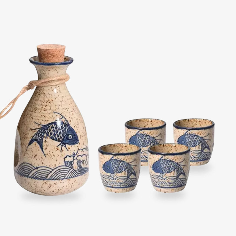 Service à saké en céramique avec motif Koi, comprenant une bouteille et quatre tasses