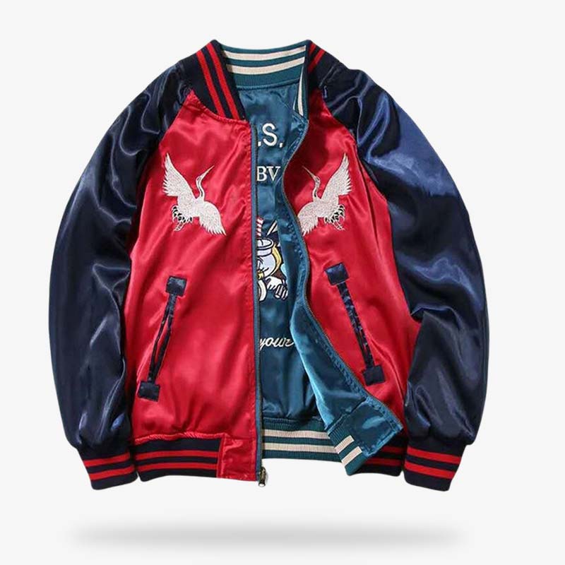 Ce sukajan japonais reversible est une veste bomber avec des motifs japonais