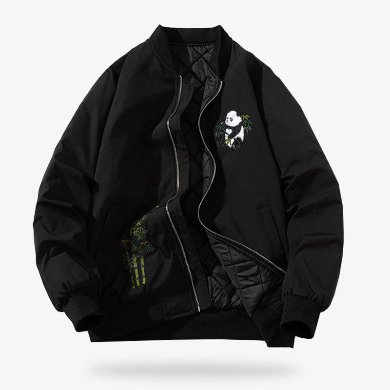 Cette veste noire est un sukajan souvenir bomber jackets avec un motif de panda japonais et de bambous brodés