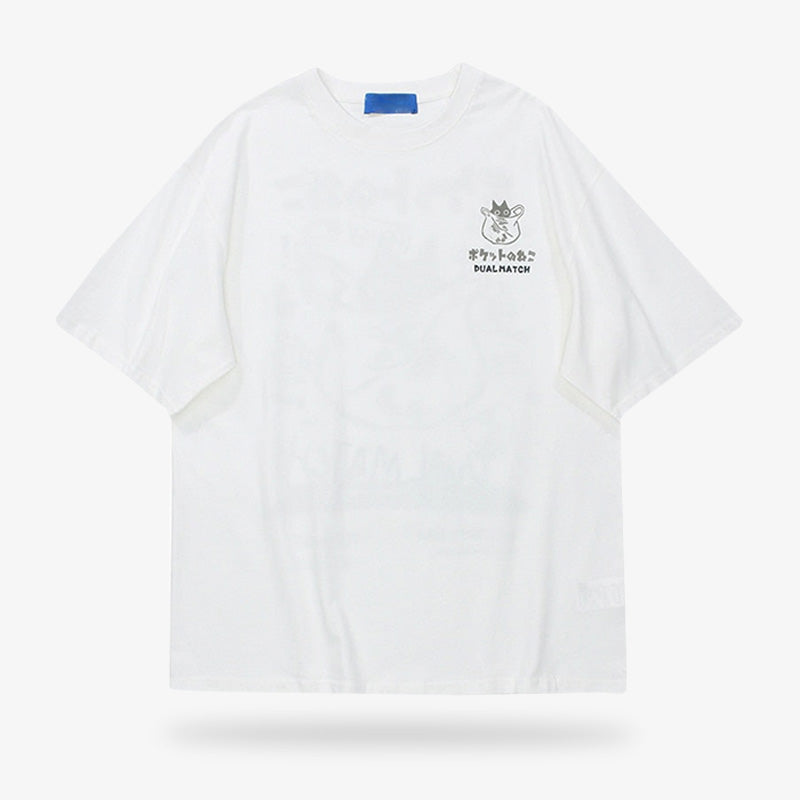 Un t-shirt japonais blanc maneki avec un symbole de petit chat japonais