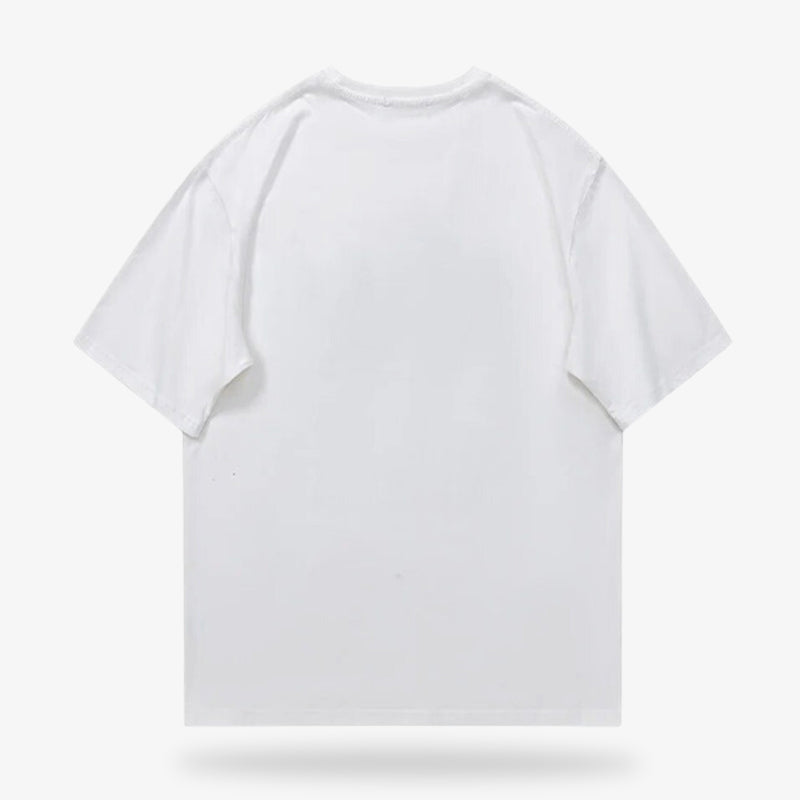 Ce t-shirt japonais blanc est en coton. Le design est minimaliste et sans motifs