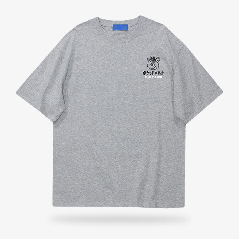 Un t-shirt japonais gris avec un motif imprimés streetwear de maneki neko