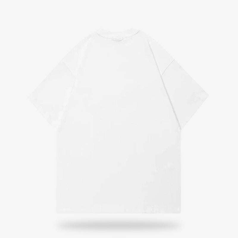 Cet habit en coton est un t-shirt streetwear japonais de couleur blanche