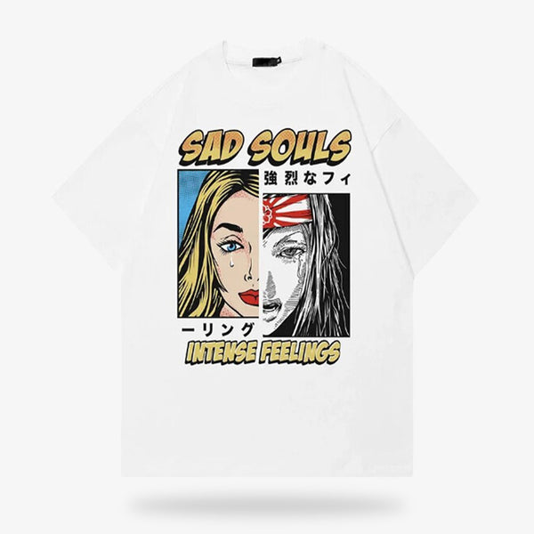 Ce t-shirt streetwear japonais est de couleur blanche. LE design sur le t-shirt imprimé est un visage de femme avec un bandeau hachimaki. Il y a des kanji au dessus du visage du dessin