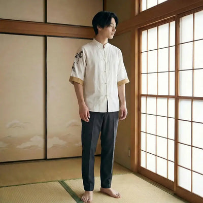Tee-Shirt Motif Japonais à plat, vue de face