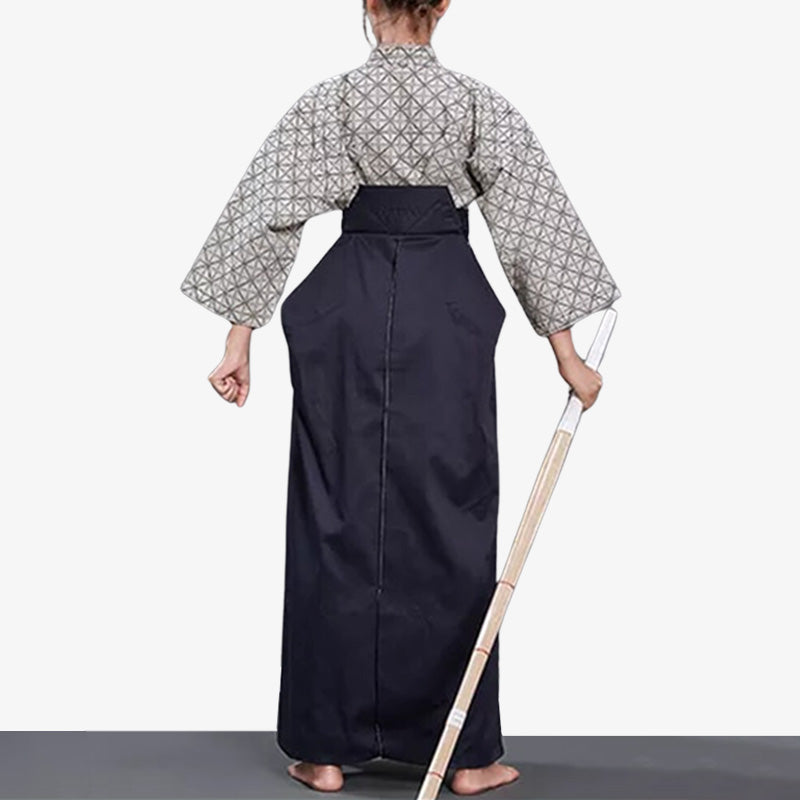 Vue détaillée du tissage épais du hakama femme