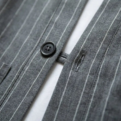 Gros plan sur le tissu et la manche du haori jacket tsuru